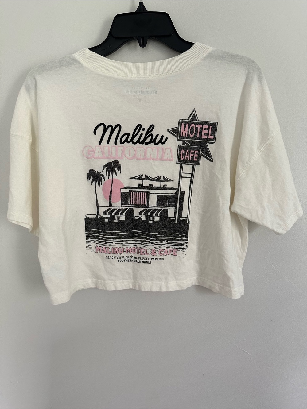Aeropostale White Cropped Short Sleeve Tee with Palm Motel Graphic - Picture 2 of 2